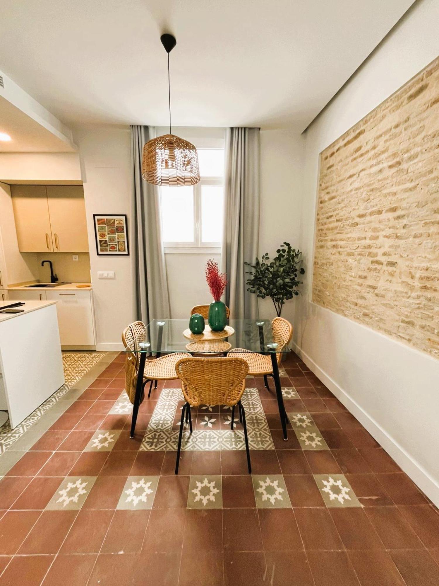 Puerta Carmona Apartment Seville Exterior photo